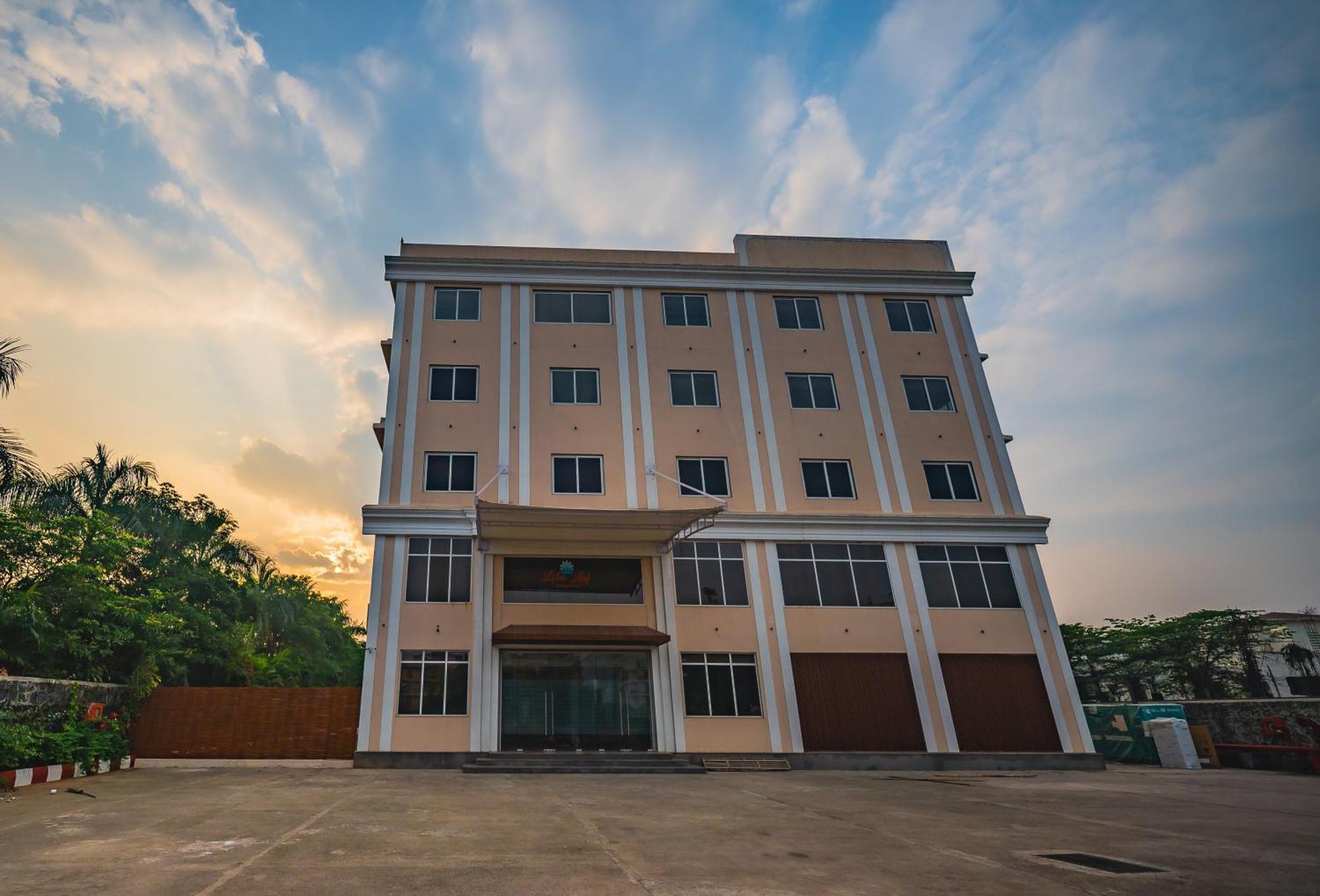 Lotus Leaf Hotel Pali  Exterior foto